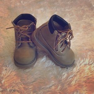Smart fit tan boots size 71/2